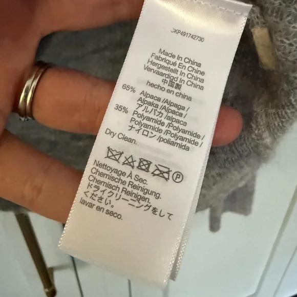 Madewell Alpaca Blend Deep V-Neck Gray Sweater sz medium - Picture 7 of 9